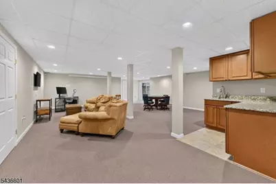 5 Pine Pl, Clinton Township, NJ 08801 - Photo 35