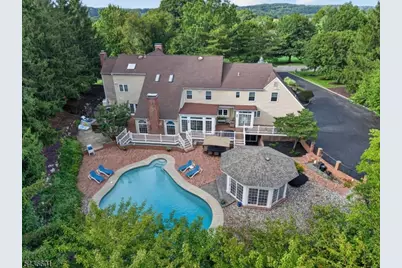 5 Pine Pl, Clinton Township, NJ 08801 - Photo 3