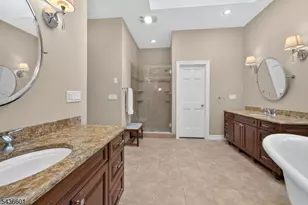 5 Pine Pl, Clinton Township, NJ 08801 - Photo 23