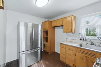 32 Merkel Dr, Bloomfield, NJ 07003 - Photo 5