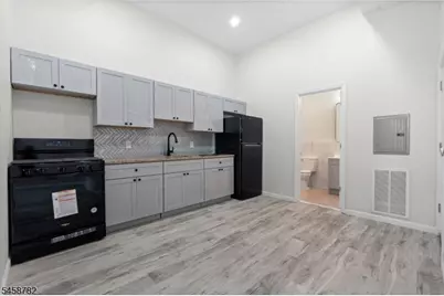 90 Broadway #2, Paterson, NJ 07505 - Photo 3
