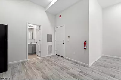 90 Broadway #2, Paterson, NJ 07505 - Photo 5
