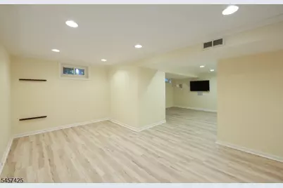 909 Stevens Avenue, Westfield, NJ 07090 - Photo 23