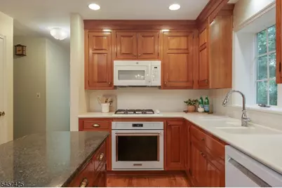 909 Stevens Avenue, Westfield, NJ 07090 - Photo 11