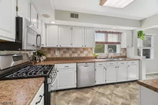 7 Aspen Dr, Hillsborough Township, NJ 08844 - Photo 7