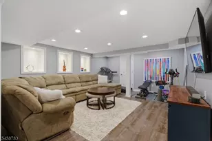 7 Aspen Dr, Hillsborough Township, NJ 08844 - Photo 33