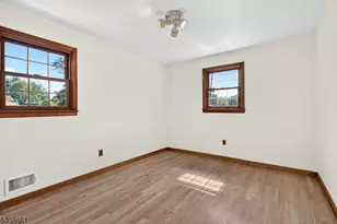 2527 Mountain Ave, Scotch Plains Township, NJ 07076 - Photo 19