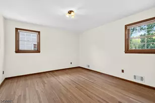 2527 Mountain Ave, Scotch Plains Township, NJ 07076 - Photo 23