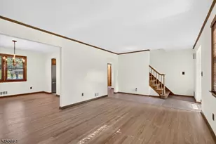 2527 Mountain Ave, Scotch Plains Township, NJ 07076 - Photo 5