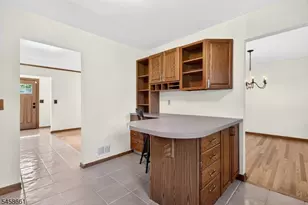 2527 Mountain Ave, Scotch Plains Township, NJ 07076 - Photo 13