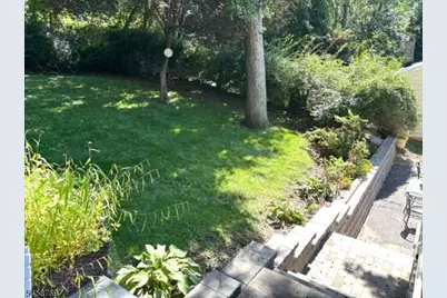 30 Woodlawn Ter, Jefferson Township, NJ 07849 - Photo 19