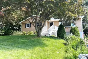 30 Woodlawn Terrace, Jefferson Township, NJ 07849 - Photo 1