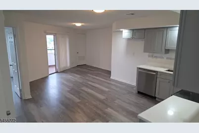 41-51 Wilson Ave #4K, Newark, NJ 07105 - Photo 5