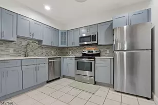 2 Ann St, Clifton, NJ 07013 - Photo 9