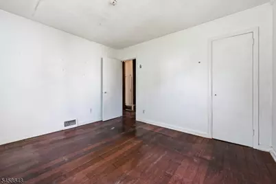 588 Quinton Ave, Kenilworth, NJ 07033 - Photo 11