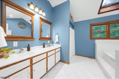 77 Washburn Ave, Washington Township, NJ 07882 - Photo 29