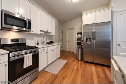 130 N Spring St #2L, Bloomfield, NJ 07003 - Photo 1