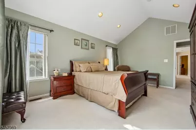 373 Digaetano Ter, West Orange Township, NJ 07052 - Photo 13