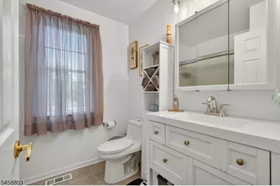 100 Coachman Dr, Florence Township, NJ 08505 - Photo 27