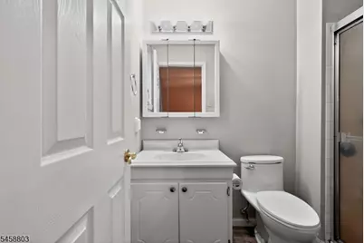 100 Coachman Dr, Florence Township, NJ 08505 - Photo 25