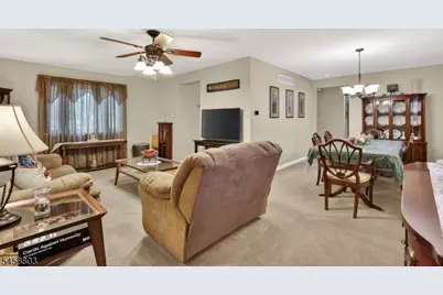 100 Coachman Dr, Florence Township, NJ 08505 - Photo 11