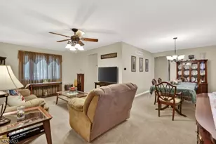 100 Coachman Dr, Florence Township, NJ 08505 - Photo 11