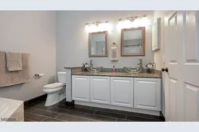 66 Whimble Ct, Wayne, NJ 07470 - Photo 15