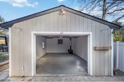 31 Sherman Ave, Hawthorne, NJ 07506 - Photo 23