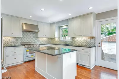 14 Shunpike Rd, Summit, NJ 07901 - Photo 7