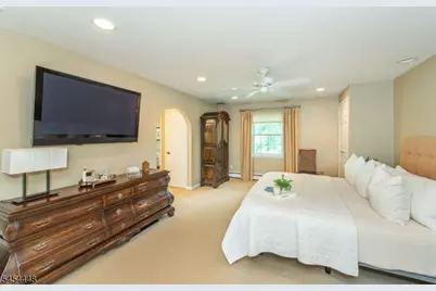 2 Midvale Ave, West Caldwell, NJ 07006 - Photo 19