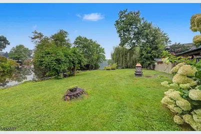 120 E Shawnee Trl, Jefferson Township, NJ 07849 - Photo 37