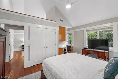 16 Holmehill Lane, Roseland, NJ 07068 - Photo 31