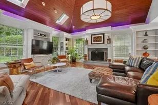 16 Holmehill Ln, Roseland, NJ 07068 - Photo 7