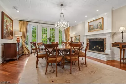 16 Holmehill Lane, Roseland, NJ 07068 - Photo 13
