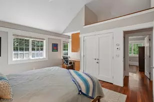 16 Holmehill Ln, Roseland, NJ 07068 - Photo 29