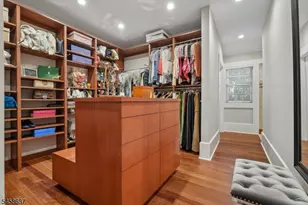 16 Holmehill Ln, Roseland, NJ 07068 - Photo 21