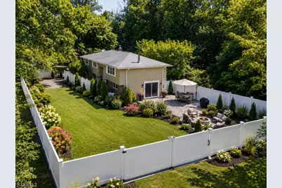 102 Andover Sparta Rd, Andover Township, NJ 07860 - Photo 21