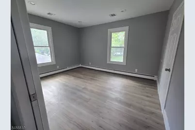 41 Demott Ave, Clifton, NJ 07011 - Photo 17