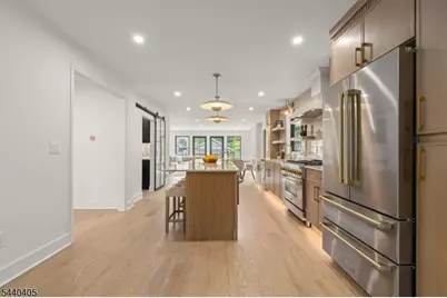 34 Pine Ter, Millburn, NJ 07078 - Photo 9