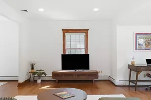 26 Myrtle Ave, Cedar Grove, NJ 07009 - Photo 7