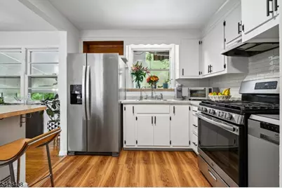 30 James St, Montclair, NJ 07042 - Photo 5