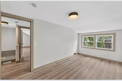 15 Elberta Rd, Maplewood, NJ 07040 - Photo 35