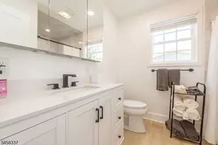 11 Malcolm Dr, Fairfield, NJ 07004 - Photo 21