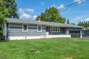 11 Malcolm Dr, Fairfield, NJ 07004 - Photo 1