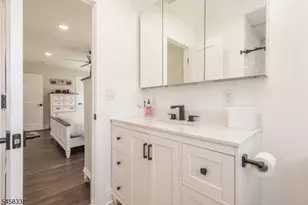 11 Malcolm Dr, Fairfield, NJ 07004 - Photo 17