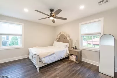 11 Malcolm Dr, Fairfield, NJ 07004 - Photo 19