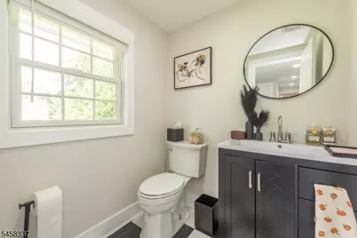 11 Malcolm Dr, Fairfield, NJ 07004 - Photo 23