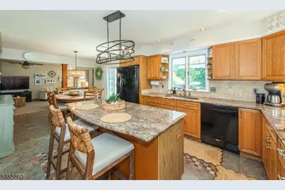 94 3rd Ave, Little Falls Township, NJ 07424 - Photo 15