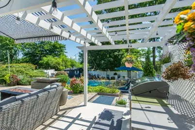 94 3rd Ave, Little Falls Township, NJ 07424 - Photo 9
