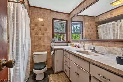 12 Omaha Dr, Cranford Township, NJ 07016 - Photo 15